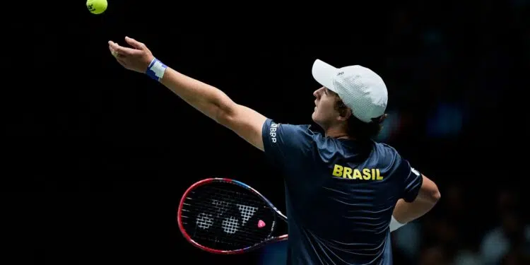 João Fonseca é derrotado na estreia da Copa Davis (Crédito: Getty Images)