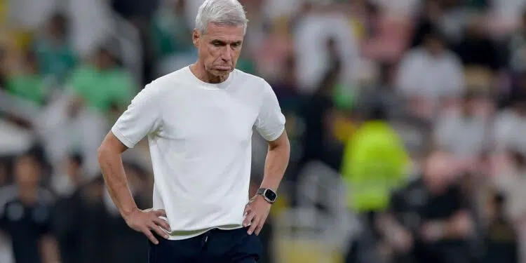 Luís Castro é demitido pelo Al Nassr nesta terça-feira, 17