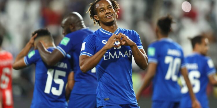 André Carrillo em ação pelo Al-Hilal (Crédito: Getty Images)