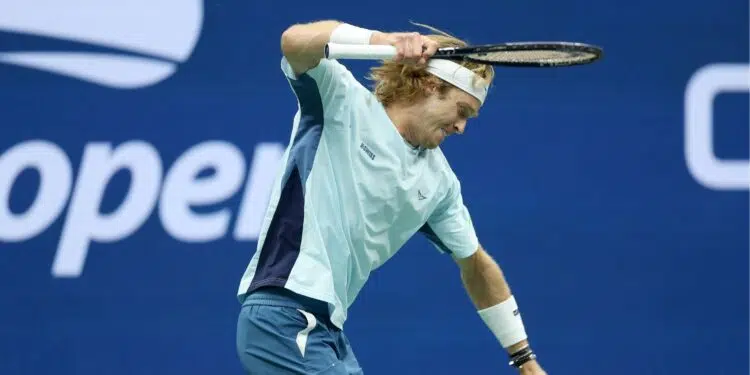 Andrey Rublev teve ataque de raiva no US Open