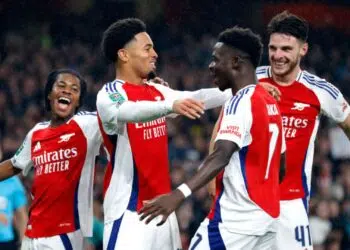 arsenal goleou o bolton wanderers pela carabao cup