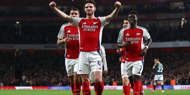 Arsenal x Leicester é confronto importante do sábado, 28, na Premier League