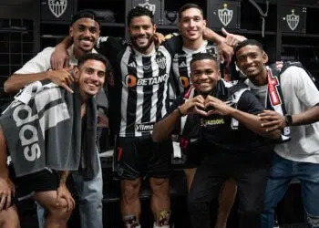 Jogadores do Galo comemorando a classificação na Copa do Brasil, contra o São Paulo