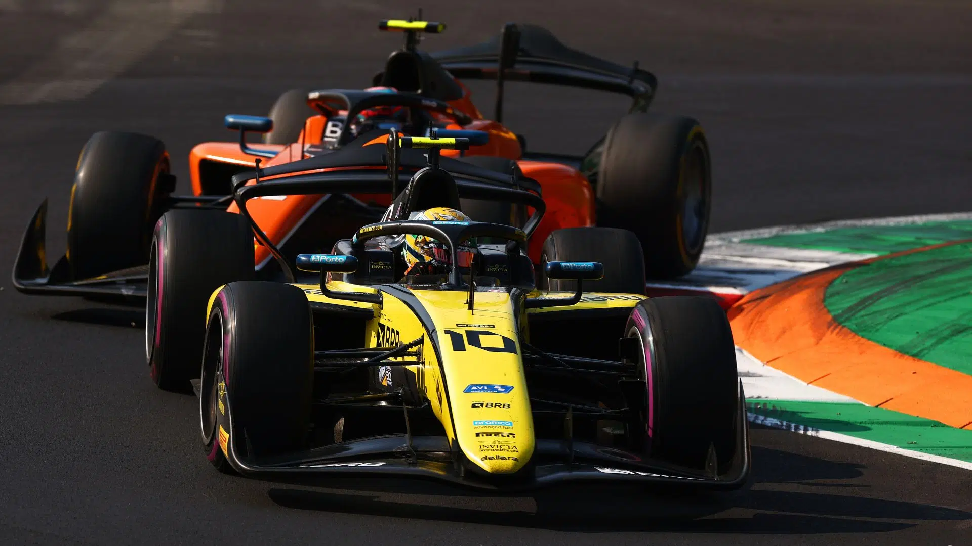Gabriel Bortoleto em Monza, na Fórmula 2 (Crédito: Getty Images)
