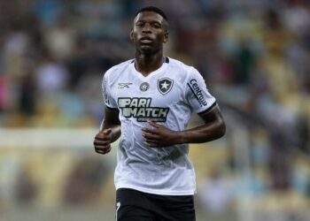 Botafogo reage à matéria sobre Luiz Henrique no UOL