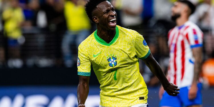 Brasil e Equador pelas Eliminatórias