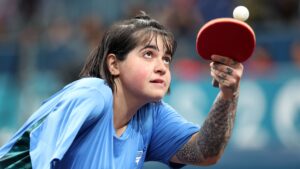 Bruna Alexandre é bronze em Paris