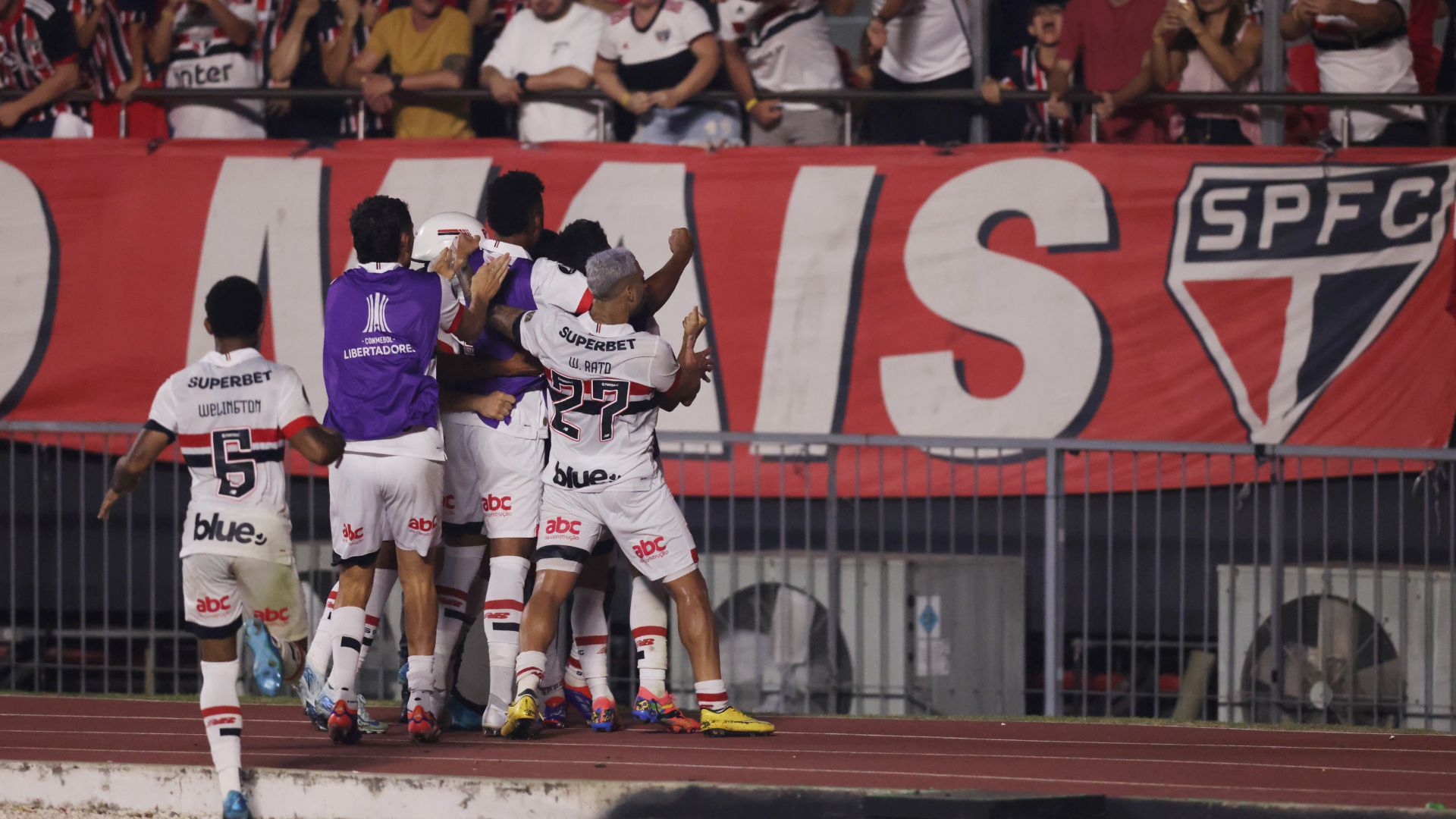 Calleri fez o gol de empate na Libertadores