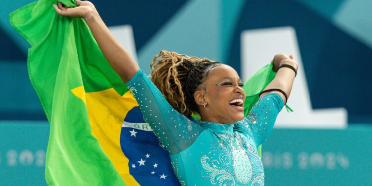 Rebeca Andrade, medalhista olímpica, vai participar do Campeonato Brasileiro de Ginástica