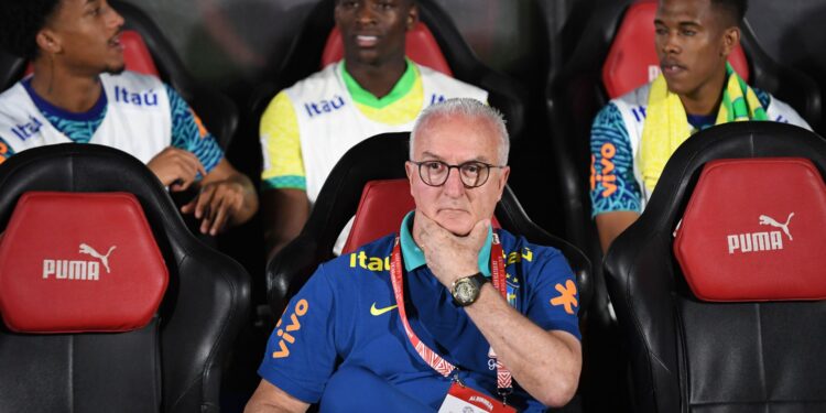 Dorival Júnior analisa derrota da Seleção Brasileira