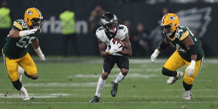 Eagles vencem os Packers no Brasil