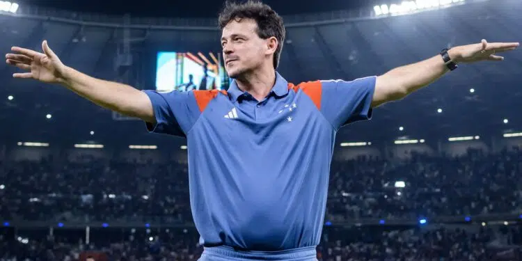 Fernando Diniz analisa sua primeira partida no comando do Cruzeiro