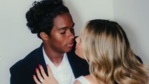 Gabriely Miranda anunciou casamento com Endrick, jogador do Real Madrid