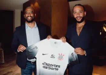 Fabinho Soldado comemora contratação de Memphis