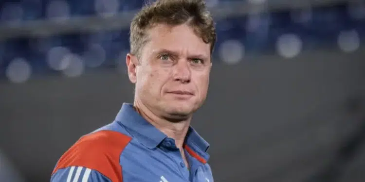 Fernando Seabra comemora vantagem do Cruzeiro na Sul-Americana