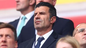 Figo rebate reclamaçào de jogadores por aumento de jogos na temporada