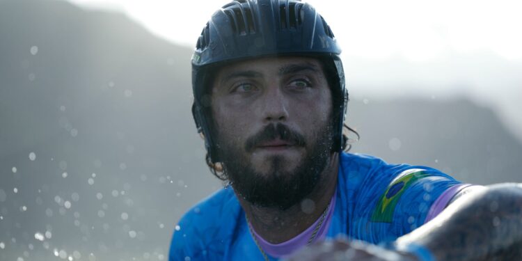 Filipe Toledo confirma volta à WSL na próxima temporada