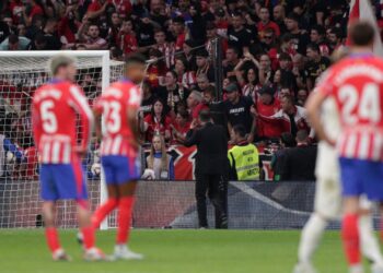 Gabriel Medina denuncia racismo em jogo de LALIGA