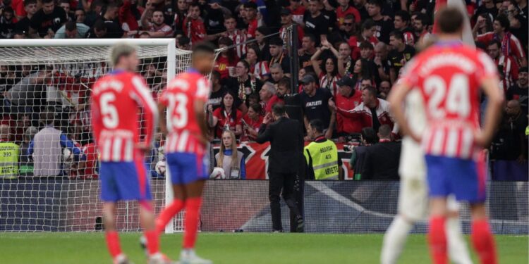 Gabriel Medina denuncia racismo em jogo de LALIGA