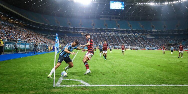 Grêmio identifica torcedor acusado de racismo