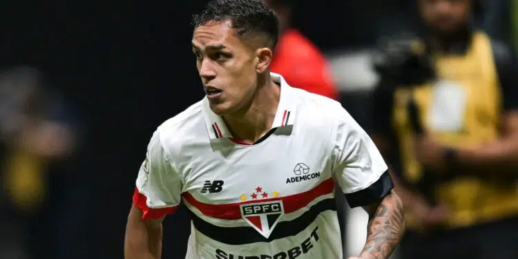Igor Vinícius, lateral do São Paulo