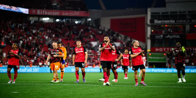 Leverkusen perde e acaba a invencibilidade de 35 jogos