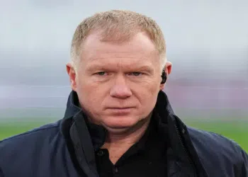 Scholes detona o United: "Está quilômetros atrás do Liverpool"