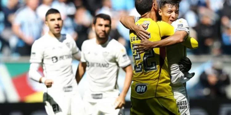 Virada do Atlético-MG contra o Grêmio revive situação de 2022