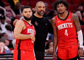 Houston Rockets pode chegar aos playoffs nessa temporada?