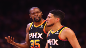 Kevin Durant se lesiona e preocupa o Phoenix Suns; Veja como foi