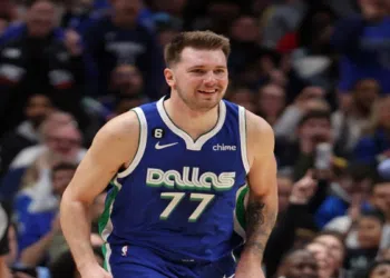 Salários da NBA: Dončić pode ser o 1º a receber US$ 1 Bilhão