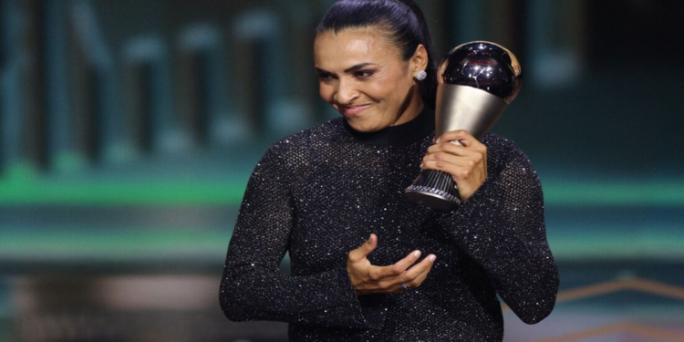 Lendas do futebol feminino brasileiro; Conheça as 10 maiores