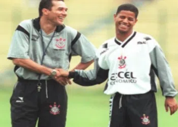 Marcelinho Carioca voltou ao Corinthians por ligações? Relembre