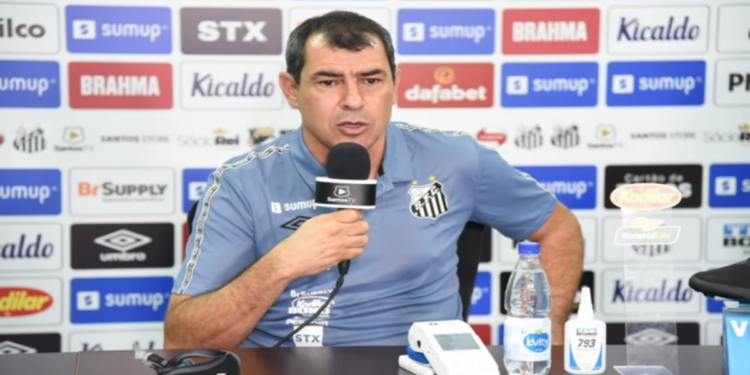 Carille ganhou premiação milionária pelo título do Santos; Entenda