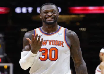 Julius Randle vai atuar em posição diferente nos Knicks?