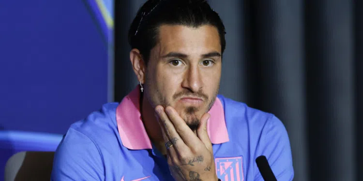 Atlético de Madrid volta a sofrer penalidades por conta da torcida