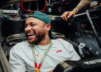 Neymar Jr. mostra apoio a Bortoleto na disputa pela vaga da F1