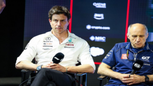 Mercedes desiste de Verstappen e fecham a equipe para 2025