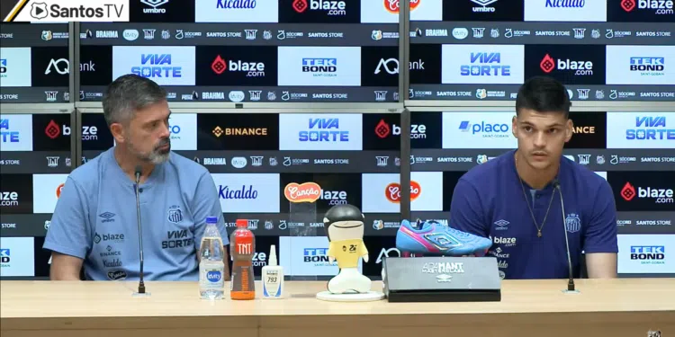 Carille não vai a coletiva após vitória do Santos sob o Operário-PR