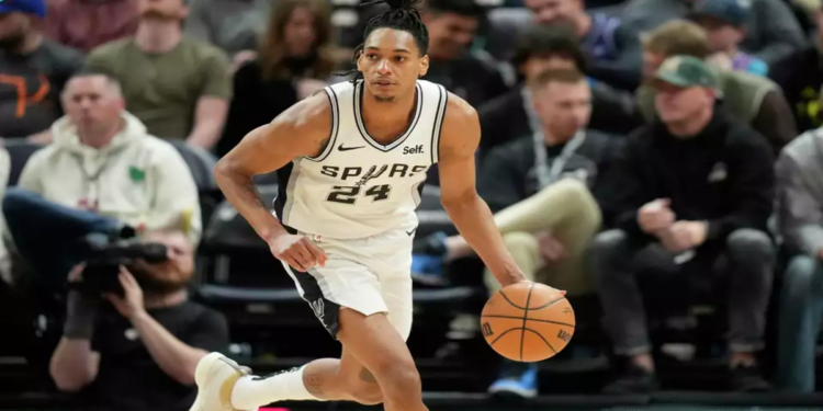 Devin Vassel ficará fora do início da temporada dos Spurs