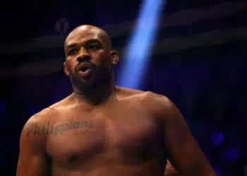 Jon Jones confirma aposentadoria após luta pelo UFC