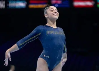 Julia Soares desiste das finais por aparelhos para se poupar