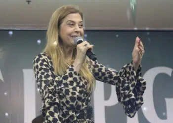Leila Pereira deixa futuro de Crefisa no Palmeiras em aberto