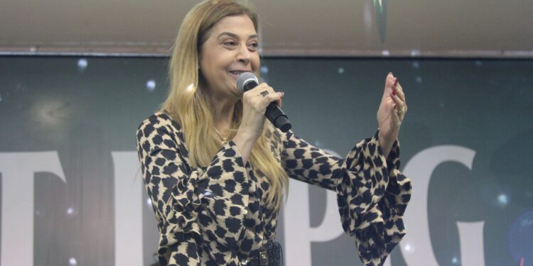 Leila Pereira deixa futuro de Crefisa no Palmeiras em aberto