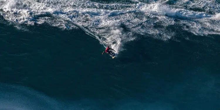 Lucas Chumbo é indicado a importante prêmio no surfe