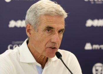 Luís Castro é especulado no Flamengo diante dos maus resultados