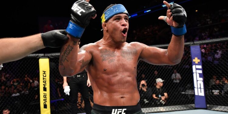 Durinho faz a luta principal do UFC deste sábado - Divulgação/UFC