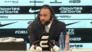Memphis Depay, do Corinthians