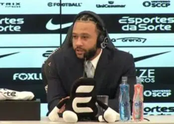 Memphis Depay, do Corinthians
