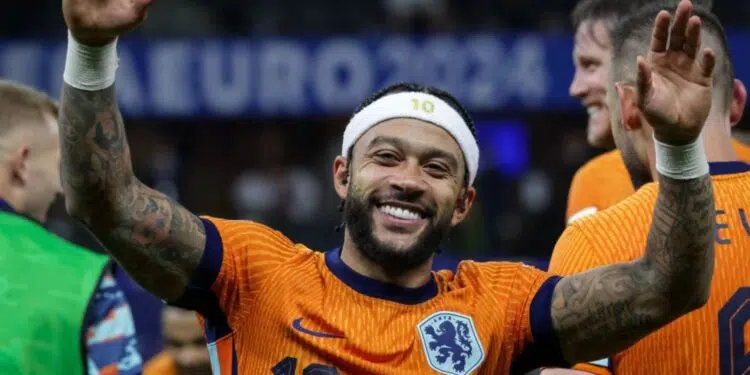 memphis-depay-corinthians